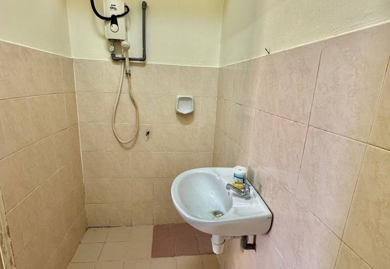 Pangsapuri Damai Mewah B