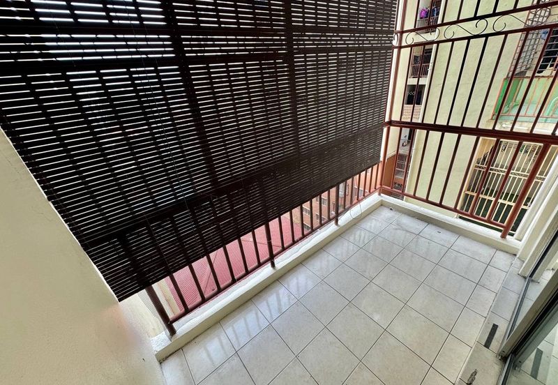 Pangsapuri Damai Mewah B