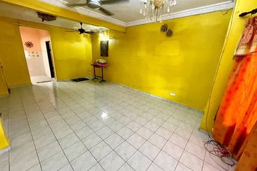 Taman Laman Desa, Desa Latania