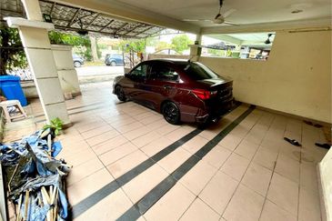 Taman Laman Desa, Desa Latania