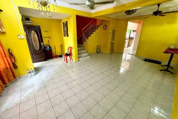 Taman Laman Desa, Desa Latania