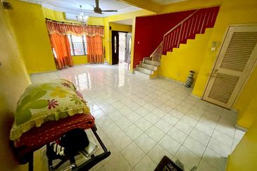 Taman Laman Desa, Desa Latania