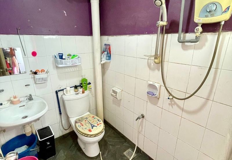 Seroja Apartment (Putra Perdana)