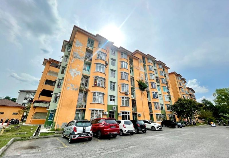 Seroja Apartment (Putra Perdana)