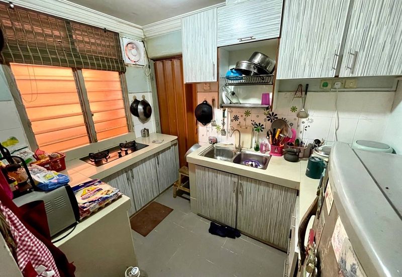 Seroja Apartment (Putra Perdana)