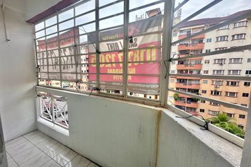 Amazing Height Apartment