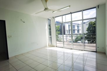 Bangi Avenue 3, Seksyen 7