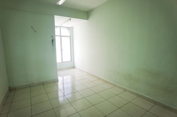 Bangi Avenue 3, Seksyen 7