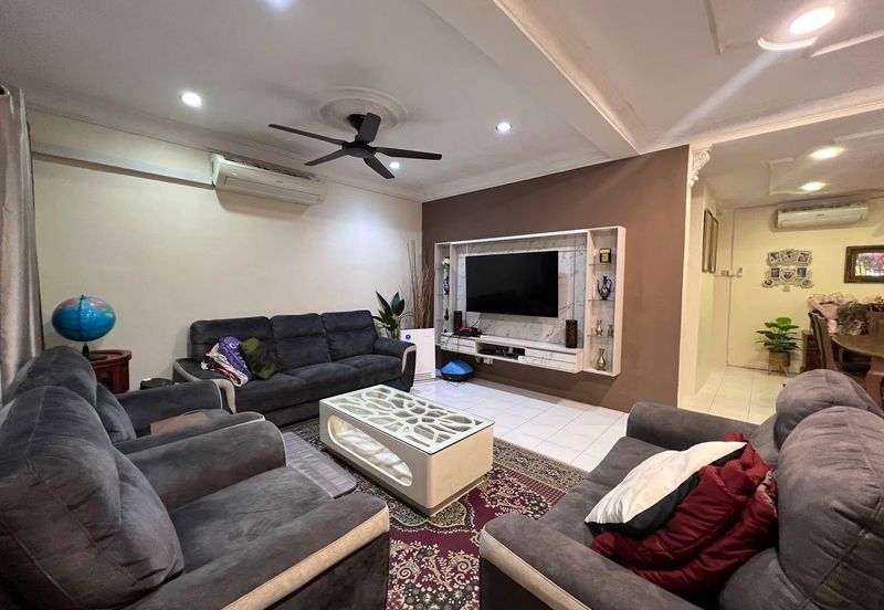 Taman Mawar, Bandar Baru Salak Tinggi