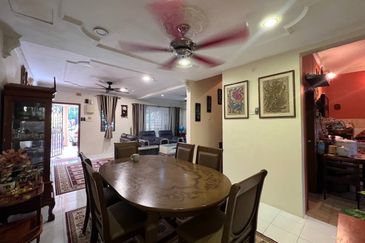 Taman Mawar, Bandar Baru Salak Tinggi