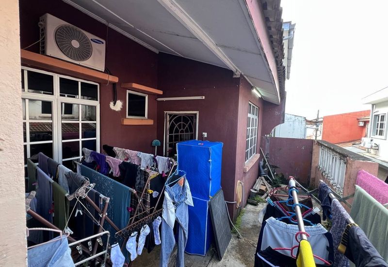 Taman Mawar, Bandar Baru Salak Tinggi