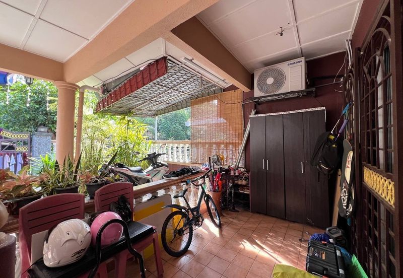 Taman Mawar, Bandar Baru Salak Tinggi