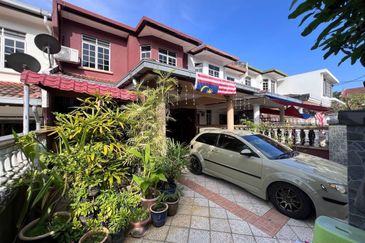 Taman Mawar, Bandar Baru Salak Tinggi