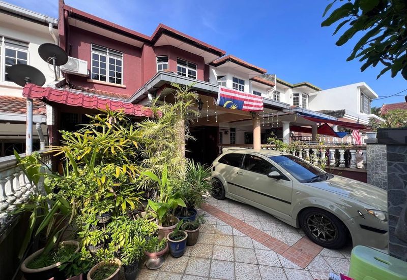 Taman Mawar, Bandar Baru Salak Tinggi