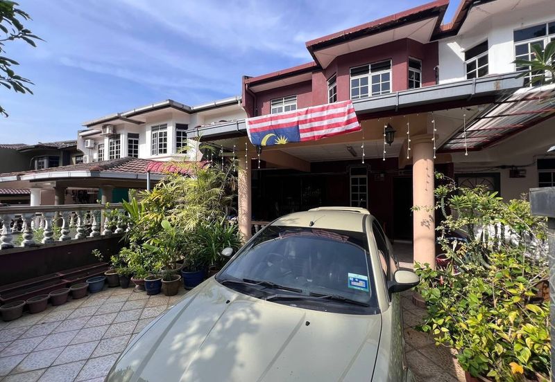 Taman Mawar, Bandar Baru Salak Tinggi