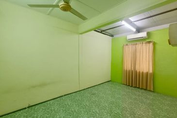 TAMAN SERI CHINCHIN (RUMAH AWAM)