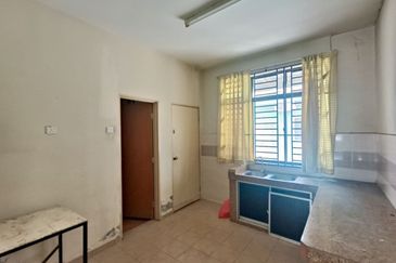 TAMAN MASJID TANAH RIA