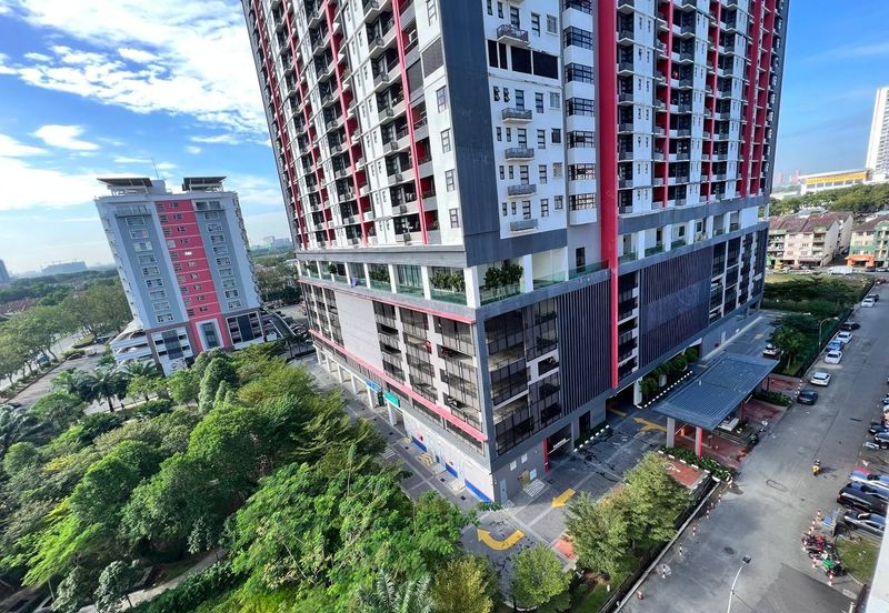 Calisa M @ Calisa Residences