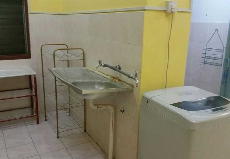 Jalan Reko Seksyen 14