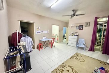 Apartment Teratai, Taman Sutera