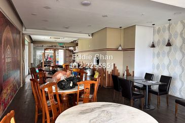 Platinum Mondrian (Pv128)