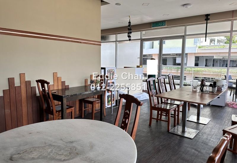 Platinum Mondrian (Pv128)