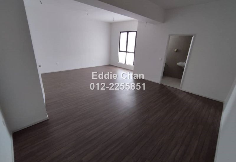 Brand-New, Clubhouse with Swimming Pool, Foreigner Can Buy, 3-Storey Terrace
