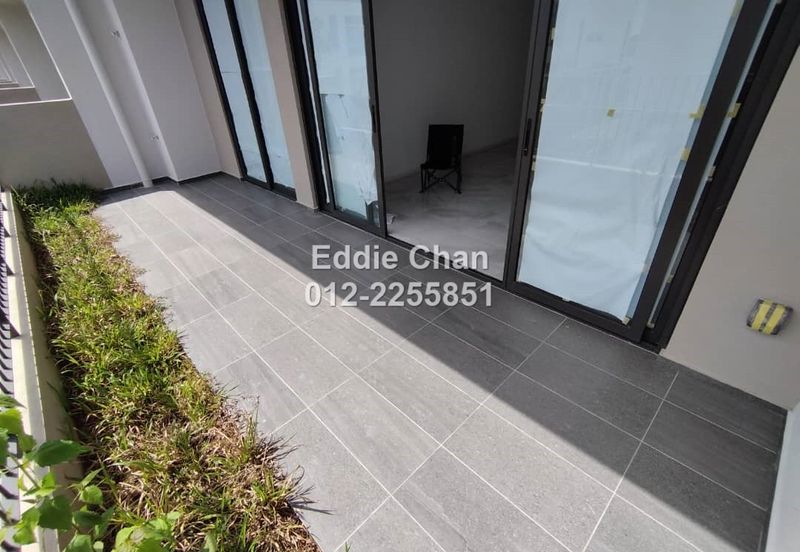 Brand-New, Clubhouse with Swimming Pool, Foreigner Can Buy, 3-Storey Terrace