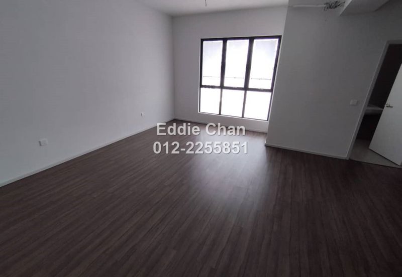 Below Market Price, Brand-New Subsales, 2-Storey Terrace, Swimming Pool, Gym