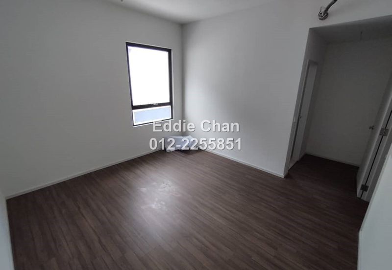 Below Market Price, Brand-New Subsales, 2-Storey Terrace, Swimming Pool, Gym