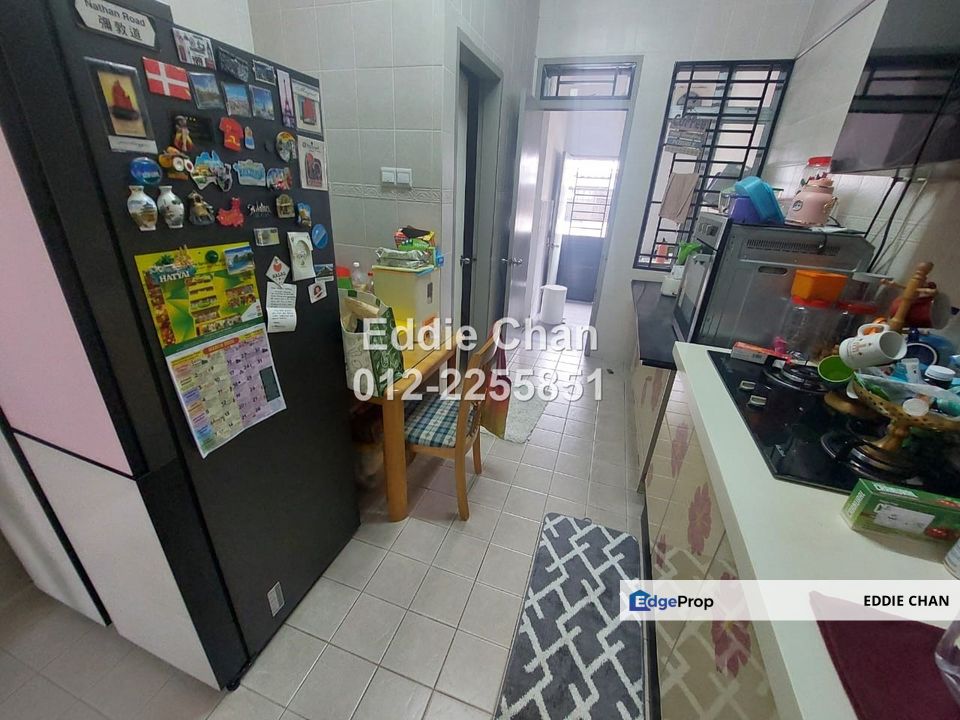 Gated Guarded, Kitchen Extended with Approval, Well-Maintained House, Selangor, Ampang