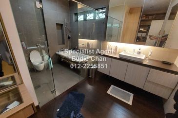 End-Lot, Fully-Renovated, Spacious Land, Built-Up, and Car Porch