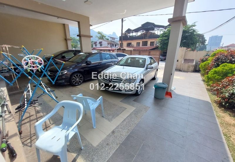 End-Lot, Fully-Renovated, Spacious Land, Built-Up, and Car Porch