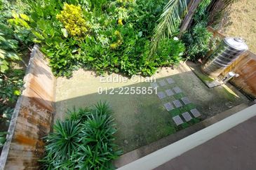 End-Lot, Fully-Renovated, Spacious Land, Built-Up, and Car Porch