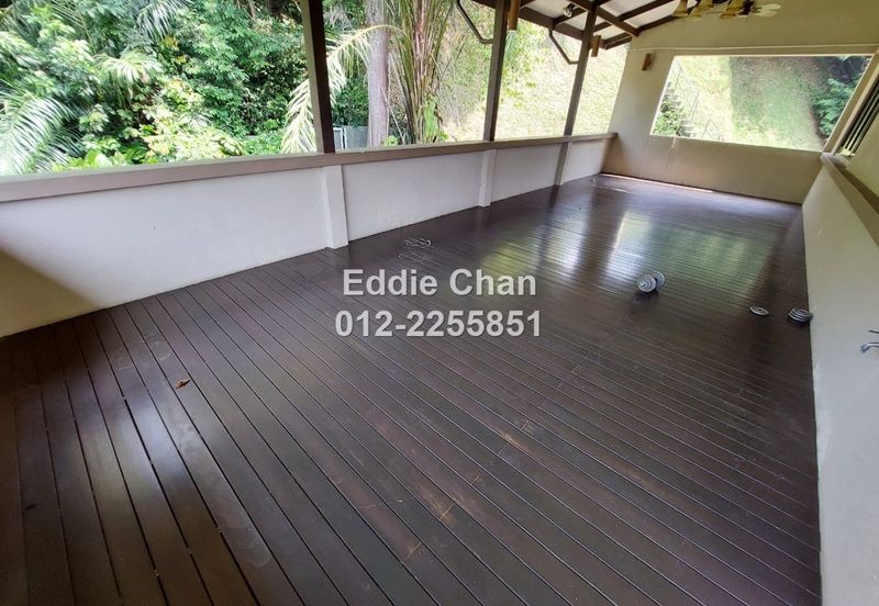 End-Lot, Fully-Renovated, Spacious Land, Built-Up, and Car Porch