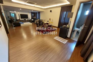 End-Lot, Fully-Renovated, Spacious Land, Built-Up, and Car Porch