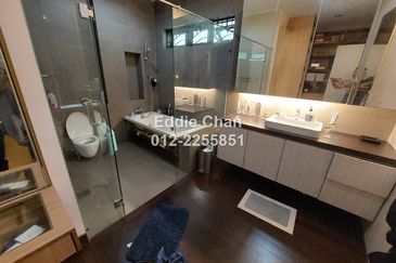 End-Lot, Fully-Renovated, Spacious Land, Built-Up, and Car Porch