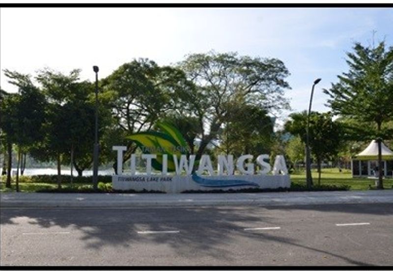 2 adjoining lots of Bungalow, Fully Renovated, Well-Maintained, Ready Move-in Condition