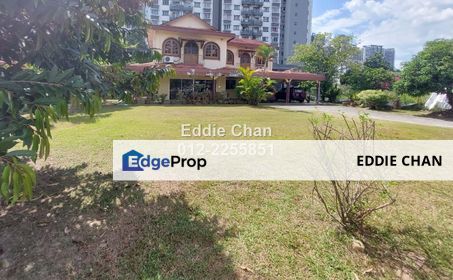 Strategic Location, Huge Land, Huge Area of Lawns plus Car Porch, Selangor, Ampang