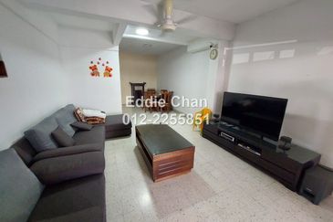 Well-Maintained, Freehold, Fully-Renovated, Ready Move-in, 2-Storey