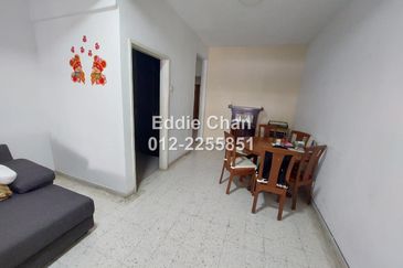 Well-Maintained, Freehold, Fully-Renovated, Ready Move-in, 2-Storey