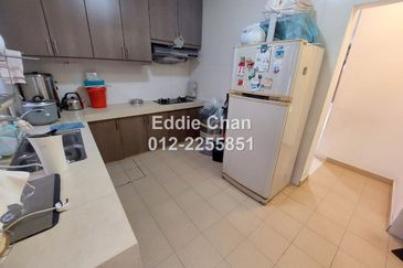 Well-Maintained, Freehold, Fully-Renovated, Ready Move-in, 2-Storey