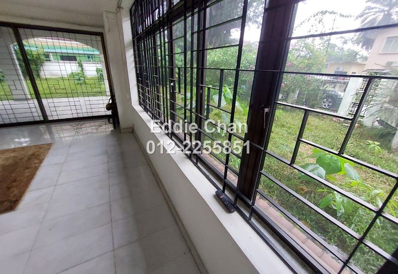 2-Storey Bungalow, Freehold, Individual Title, Facing South, Big Land Size