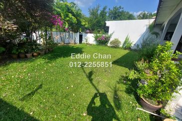 Huge Extra Land, Wide Road, Freehold, Near Mall, Rare Unit, Taman Melawati