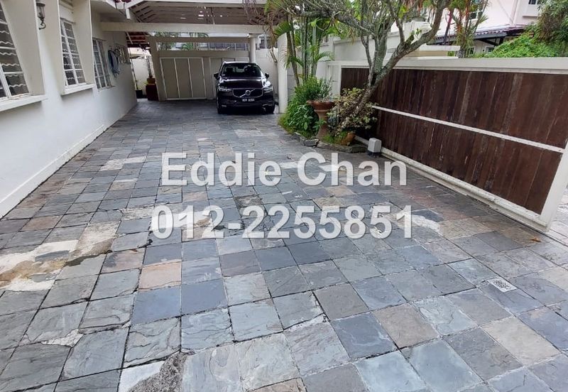 Fully Renovated 1.5-Storey Bungalow with Swimming Pool, 10k Sqft Land