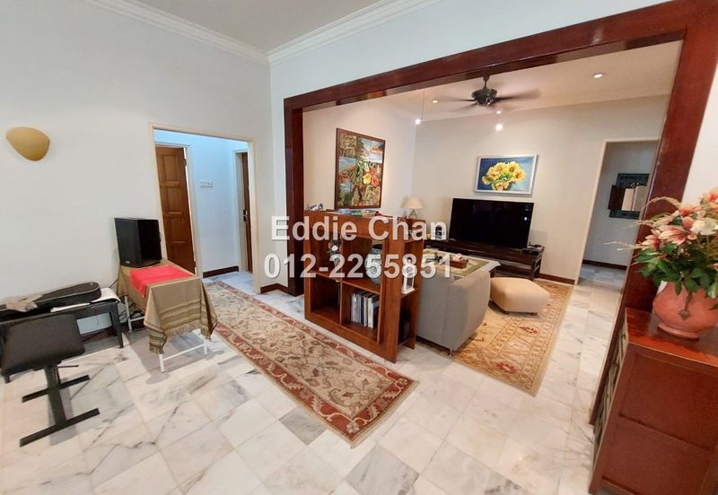 Fully Renovated 1.5-Storey Bungalow with Swimming Pool, 10k Sqft Land