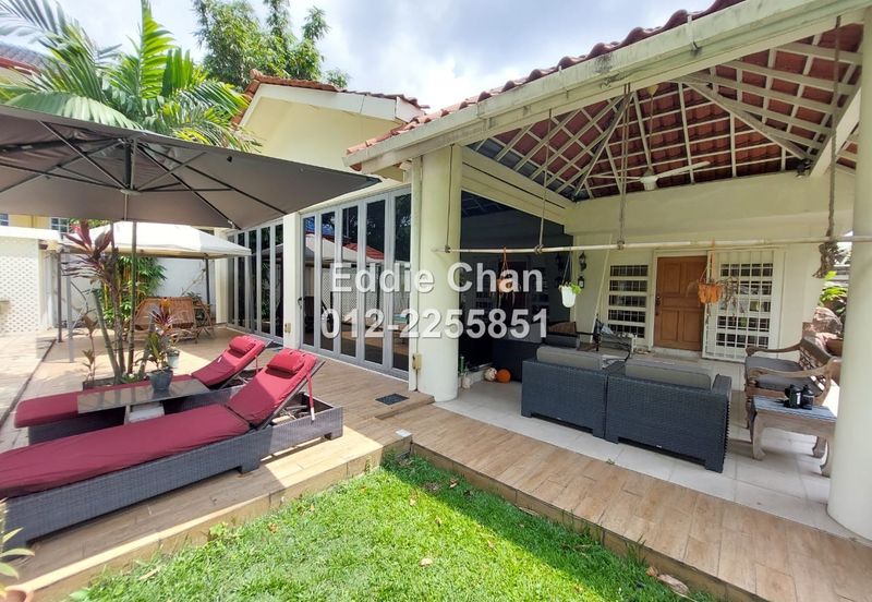 Fully Renovated 1.5-Storey Bungalow with Swimming Pool, 10k Sqft Land