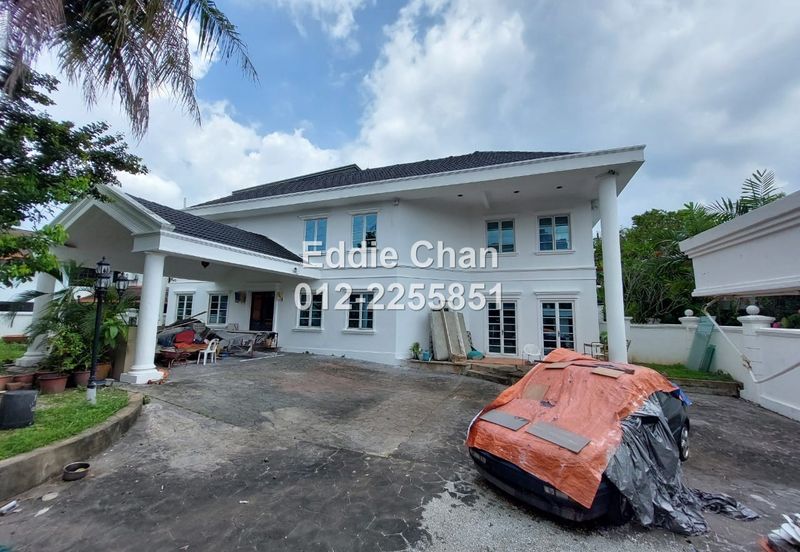 2.5-Storey Bungalow with Swimming Pool, Leasehold 53 years remaining