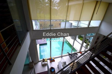 2.5-Storey Bungalow with Swimming Pool, Leasehold 53 years remaining