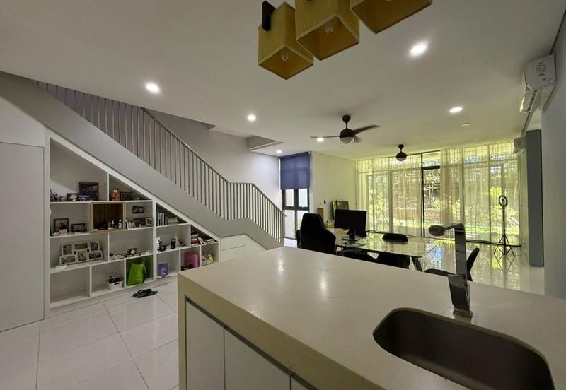 Mirage By The Lake @ Perdana Lakeview West